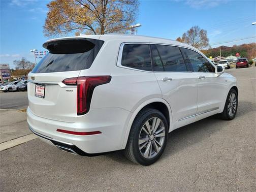 2020 Cadillac XT6 Premium Luxury FWD