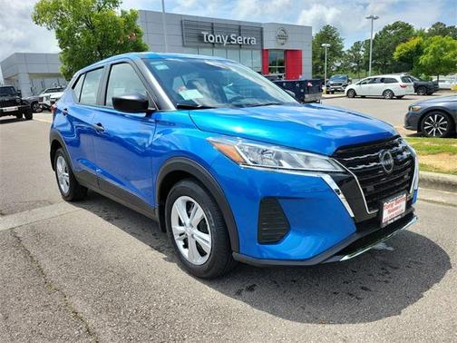 2025 Nissan Kicks S