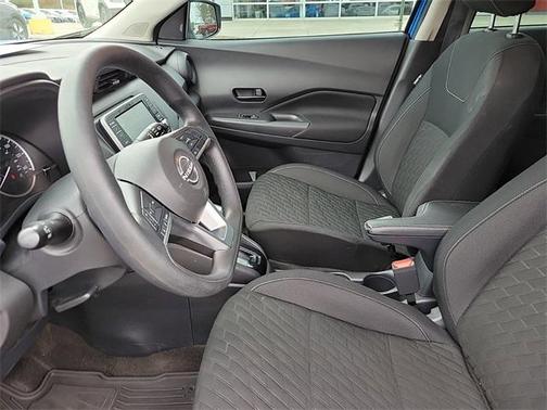 2022 Nissan Kicks S