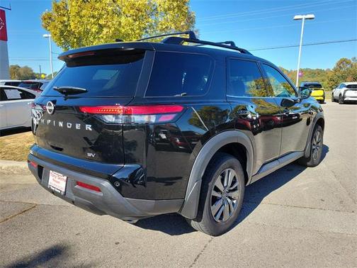 2024 Nissan Pathfinder SV FWD
