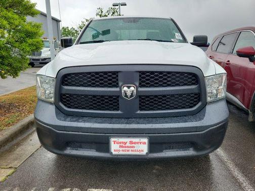 Bright White Clearcoat 2018 RAM 1500 Tradesman