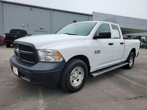 Bright White Clearcoat 2018 RAM 1500 Tradesman