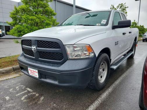 Bright White Clearcoat 2018 RAM 1500 Tradesman
