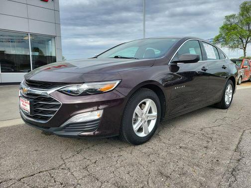 Black Cherry Metallic 2020 Chevrolet Malibu 1LS
