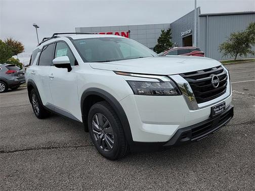 2025 Nissan Pathfinder SV FWD