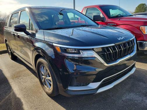 2023 Kia Carnival LX