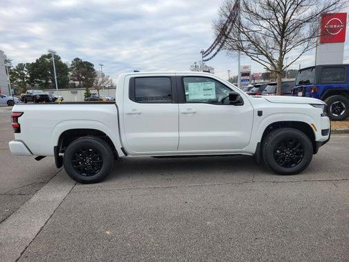 Glacier White 2026 Nissan Frontier SV