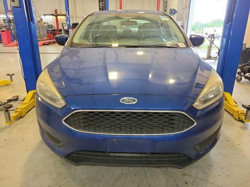 LIGHTNING BLUE 2018 Ford Focus SE