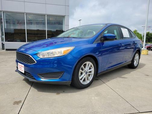 LIGHTNING BLUE 2018 Ford Focus SE