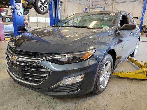 Shadow Gray Metallic 2020 Chevrolet Malibu 1LS