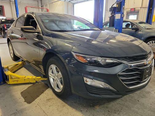 Shadow Gray Metallic 2020 Chevrolet Malibu 1LS