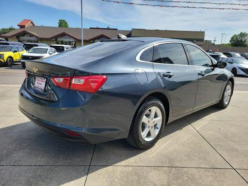 Shadow Gray Metallic 2020 Chevrolet Malibu 1LS