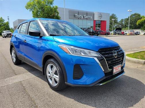 2025 Nissan Kicks S