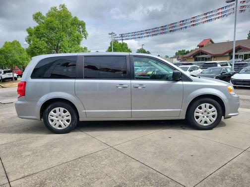 Billet Clearcoat 2018 Dodge Grand Caravan SE