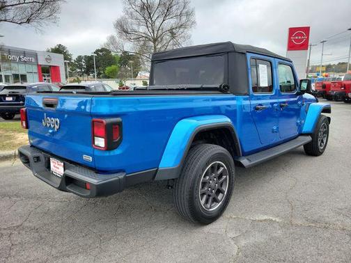 2023 Jeep Gladiator Overland