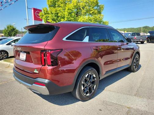 2025 Kia Sorento S