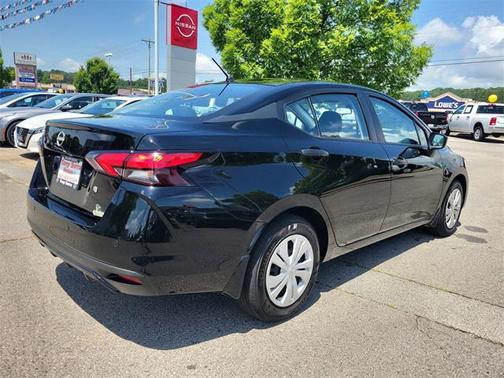 2025 Nissan Versa 1.6 S