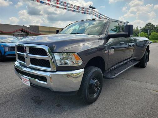 2018 RAM 3500 Tradesman Crew Cab 4x4 8' Box