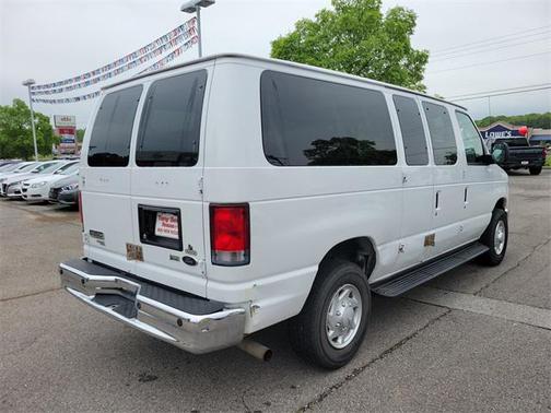 2014 Ford E350 Super Duty XLT