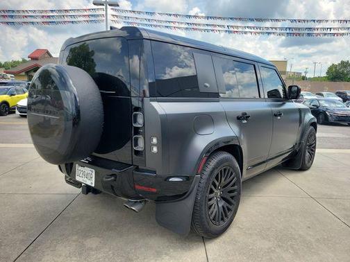 Carpathian Grey Premium Metallic 2023 Land Rover Defender 110 Carpathian Edition