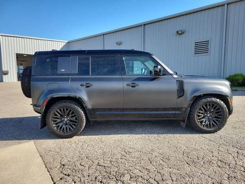 Carpathian Grey Premium Metallic 2023 Land Rover Defender 110 Carpathian Edition