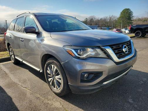 2020 Nissan Pathfinder SL 2WD