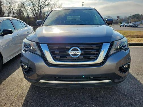 2020 Nissan Pathfinder SL 2WD