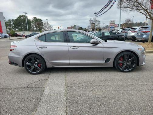 2023 Genesis G70 3.3T RWD