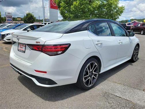 2025 Nissan Sentra SR