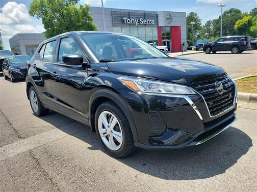 2024 Nissan Kicks S