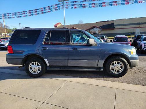 2004 Ford Expedition XLT
