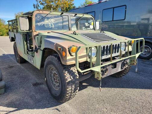 2004 Hummer H1 