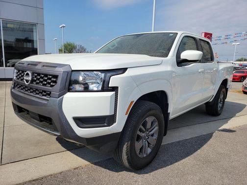 2025 Nissan Frontier SV