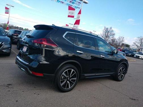 2020 Nissan Rogue SL