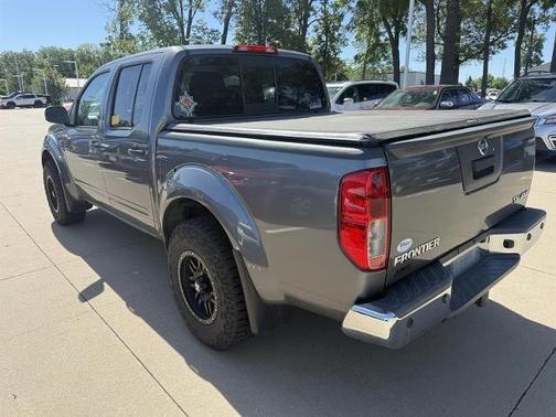 Gun Metallic 2020 Nissan Frontier SV