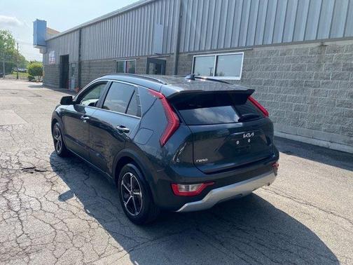 2023 Kia Niro EX