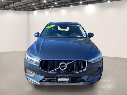 Bursting Blue Metallic 2021 Volvo XC60 T6 Momentum