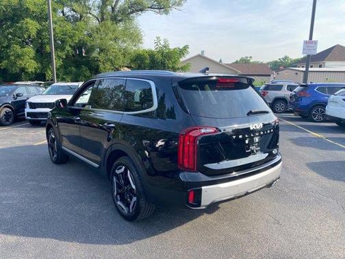 2023 Kia Telluride S