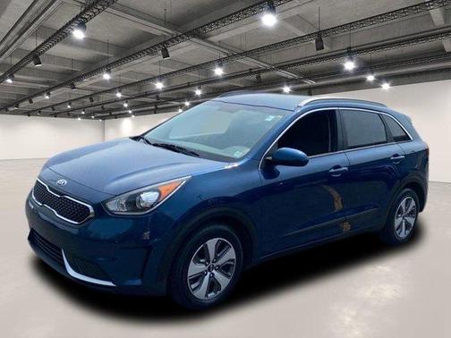 2017 Kia Niro LX