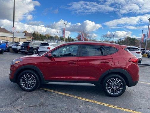 2021 Hyundai TUCSON SEL