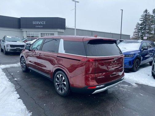 2024 Kia Carnival EX