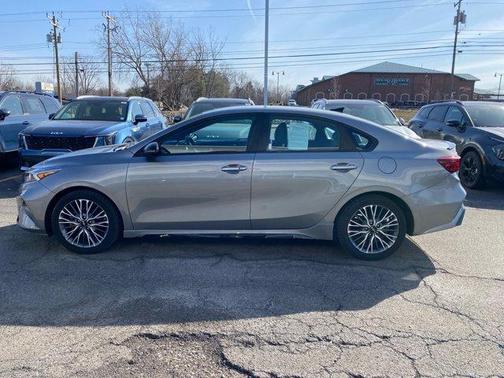 2022 Kia Forte GT-Line