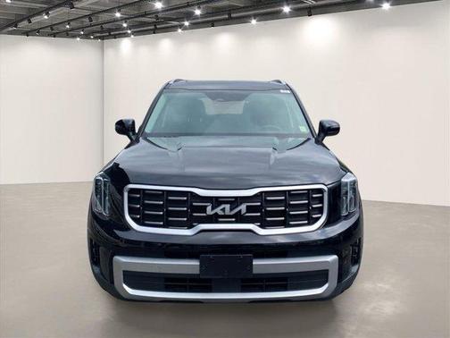 Ebony Black 2023 Kia Telluride S