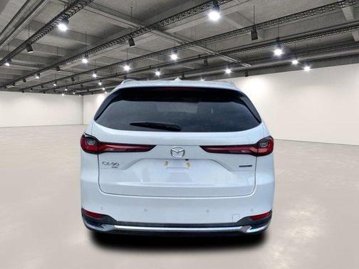 2024 Mazda CX-90 Premium Plus
