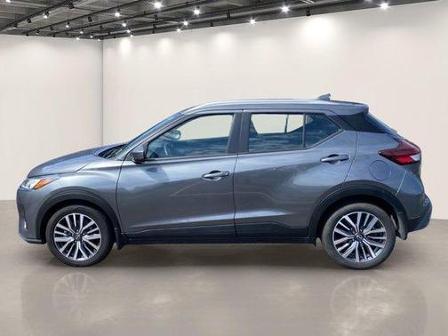 Gun Metallic 2023 Nissan Kicks SV
