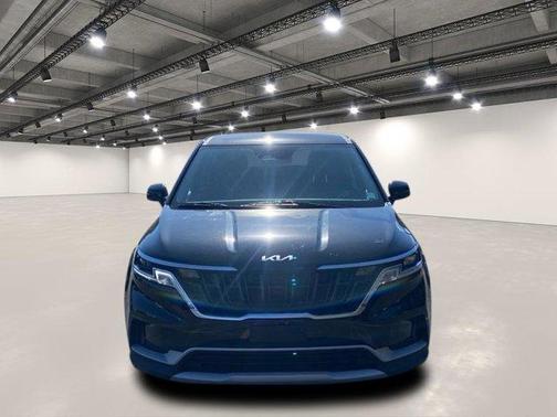 2022 Kia Carnival LXS