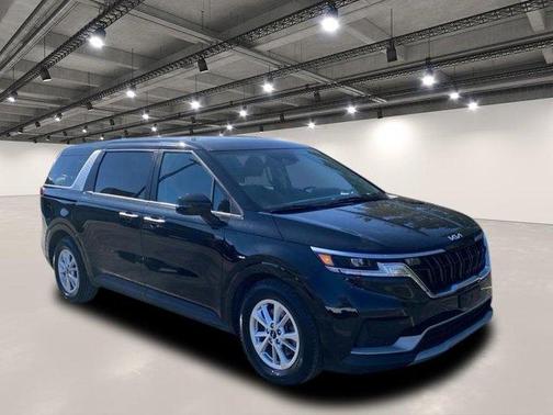 2022 Kia Carnival LXS