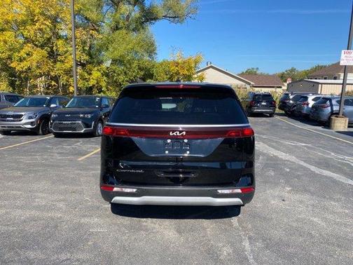 2022 Kia Carnival LXS