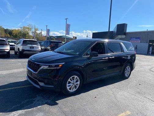 2022 Kia Carnival LXS