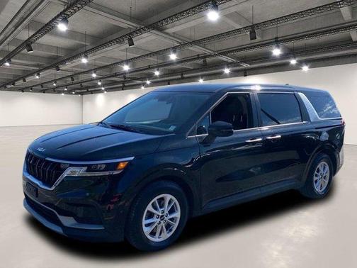 2022 Kia Carnival LXS